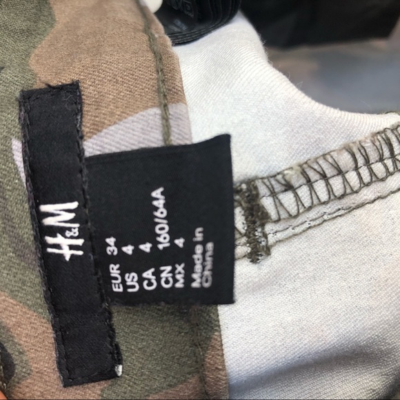 Camouflage Skinny Jeans - Picture 3 of 3